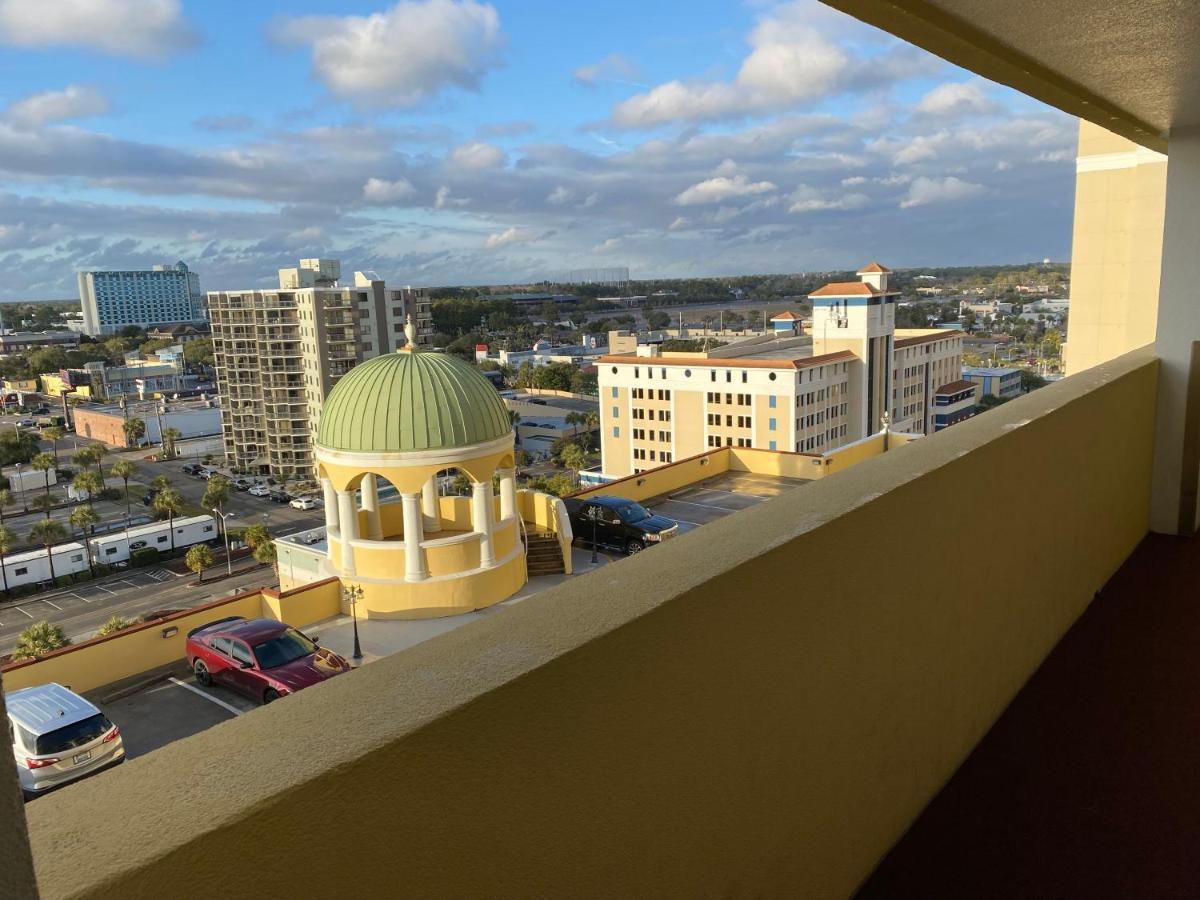 Camelot By The Sea Ocean Front Condo Мертл-Біч Екстер'єр фото