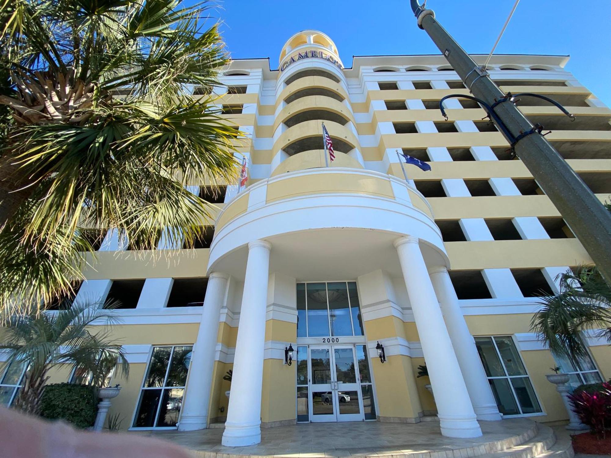 Camelot By The Sea Ocean Front Condo Мертл-Біч Екстер'єр фото
