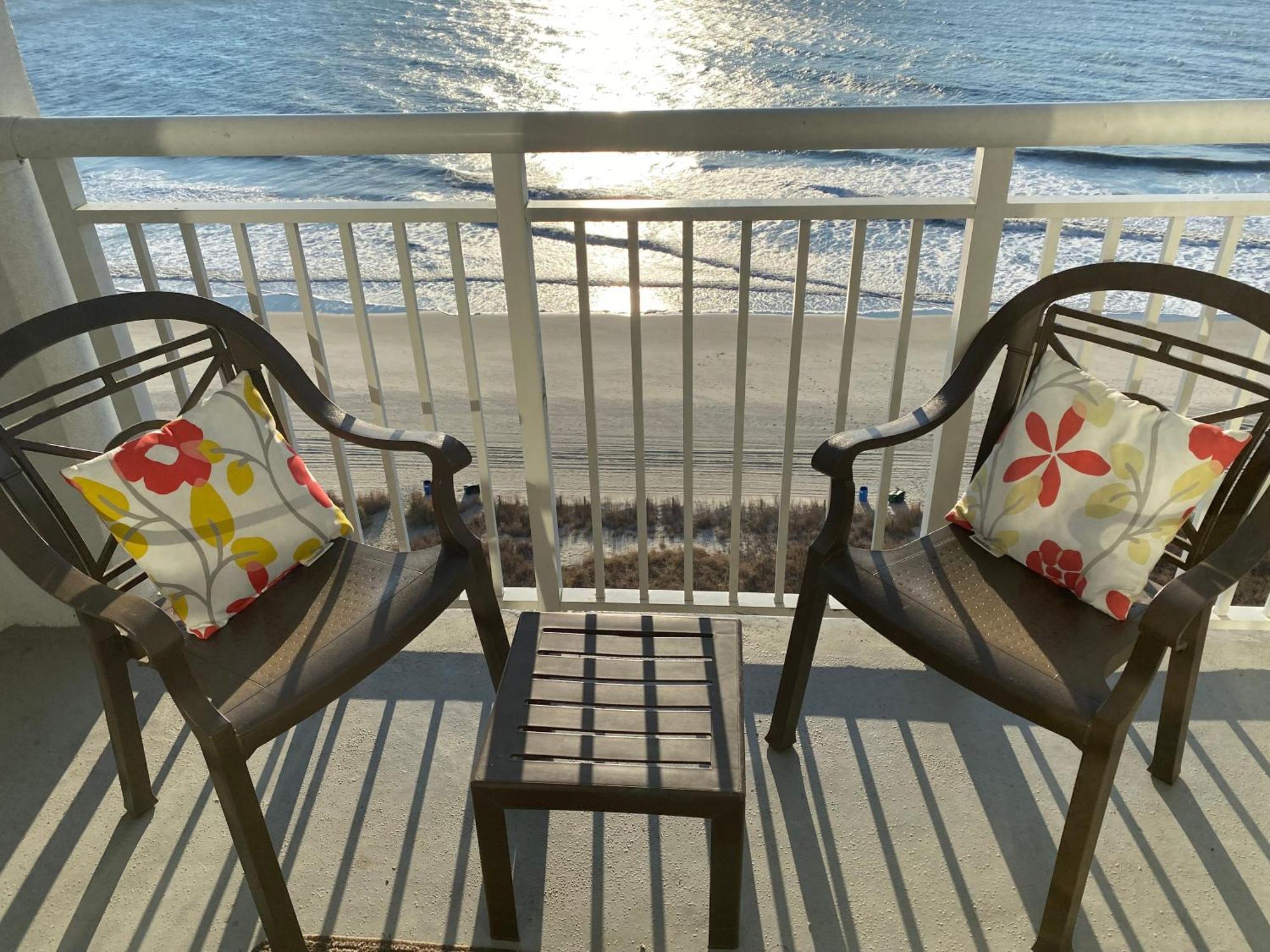 Camelot By The Sea Ocean Front Condo Мертл-Біч Екстер'єр фото